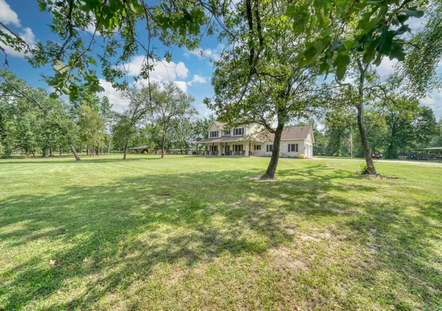 Photo 4 of Single family home for sale at 26 Woodland Hills Dr, Huntsville, TX 77320 | MLS# 28230778 | Listing updated on 2026-08-05