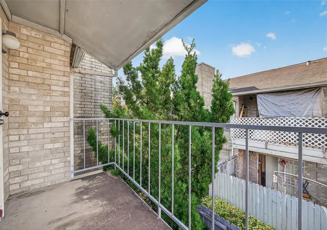2nd image of 7400 Bellerive Dr, Houston, TX 77036