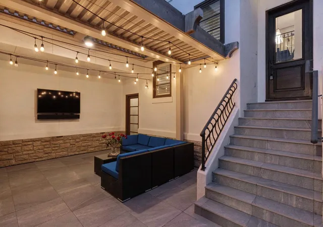 Photo 2 of Townhouse for sale at 2518 Westgate Dr #A, Houston, TX 77019 | MLS# 239622 | Listing updated on 2026-08-01