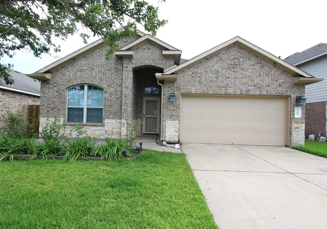 1st image of 3205 Granite Gate Lane Lane, Dickinson, TX 77539 | MLS# 88860901