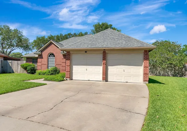 Homes for sale in Victoria, TX | 103 Ashland Crk, Victoria, TX 77901 | MLS# 74276708