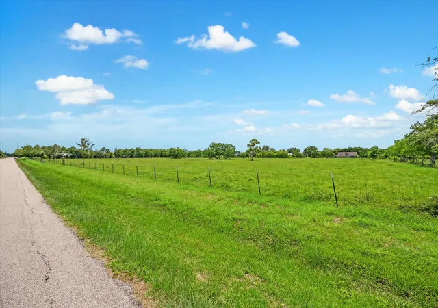 Homes for sale in Santa Fe, TX | Lot 1a Avenue E, Santa Fe, TX 77510 | MLS# 85557253