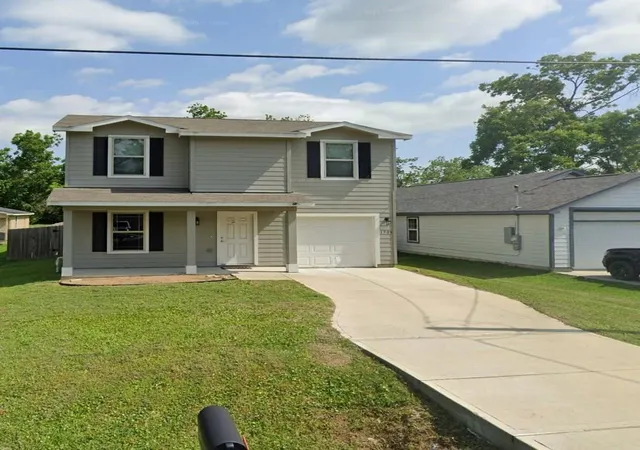 Photo 1 of Single family home for sale at 1908 Bellview St, La Marque, TX 77568 | MLS# 33602137 | Listing updated on 2026-08-01