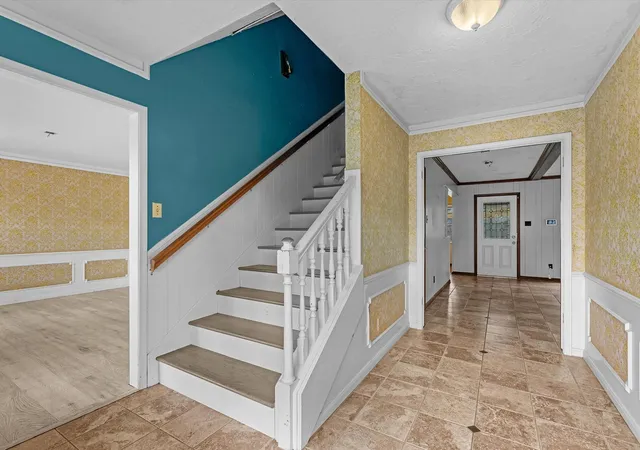 Photo 3 of Sale Pending at 714 Lodgehill Ln, Houston, TX 77090 | MLS# 67523899 | Listing updated on 2026-09-11