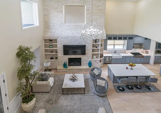 Photo 1 of Sale Pending at 1340 Idylwild St, Houston, TX 77009 | MLS# 80685640 | Listing updated on 2026-09-11