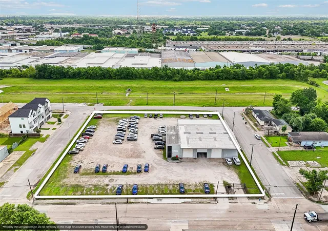 Photo 2 of Land for sale at 3201 Maury, Houston, TX 77009 | MLS# 79261534 | Listing updated on 2026-09-11