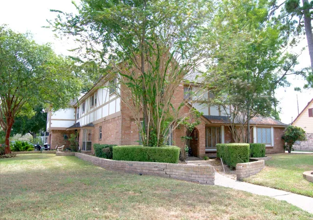 Photo 3 of Single family home for sale at 14722 Falling Crk Dr, Houston, TX 77068 | MLS# 48963508 | Listing updated on 2026-09-16