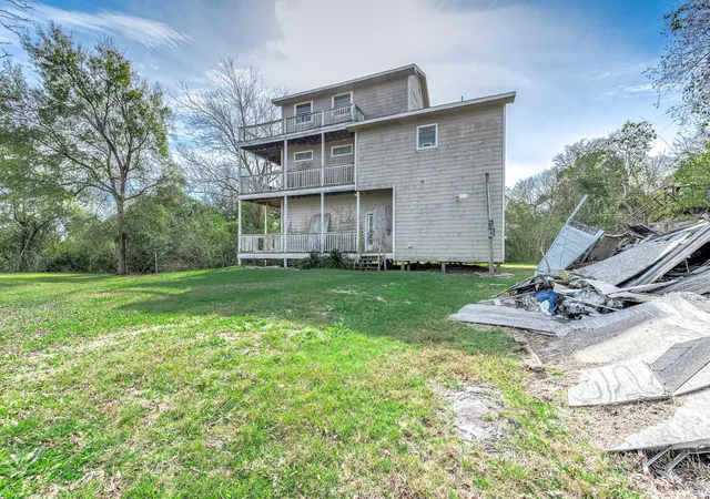 Photo 1 of Single family home for sale at 9898 Tri City Beach Rd, Baytown, TX 77523 | MLS# 62676324 | Listing updated on 2026-08-25