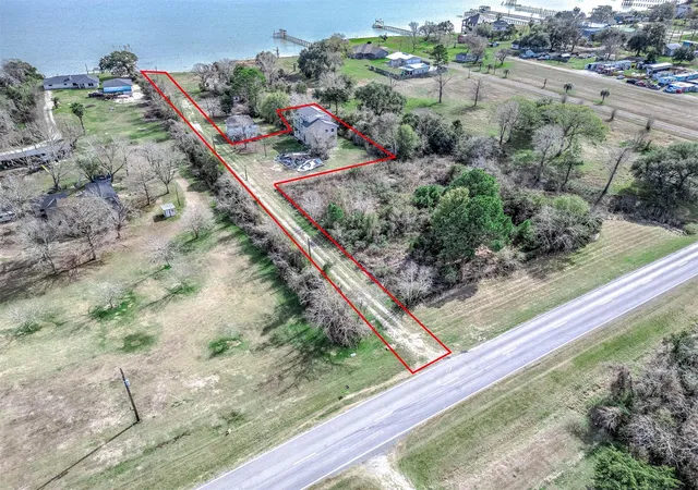 Photo 2 of Single family home for sale at 9898 Tri City Beach Rd, Baytown, TX 77523 | MLS# 62676324 | Listing updated on 2026-08-25