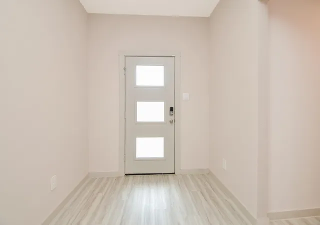 Photo 3 of Single family home for sale at 31438 Hadrians Run Rd, Fulshear, TX 77441 | MLS# 63125940 | Listing updated on 2026-10-03