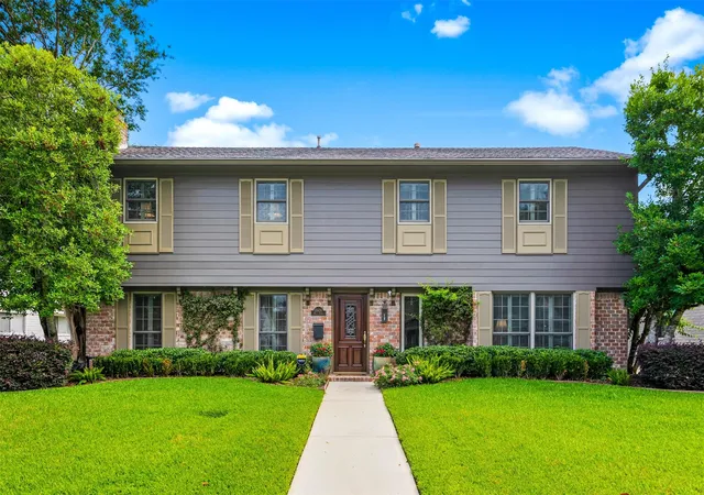 2nd image of 10626 Valley Forge Dr, Houston, TX 77042 | MLS# 3936002