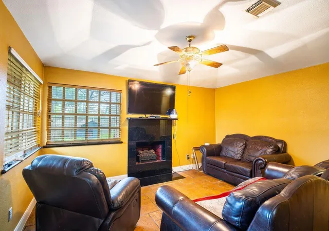 Photo 2 of Single family home for sale at 8610 Crystal Cvs Ct, Houston, TX 77044 | MLS# 27701935 | Listing updated on 2026-06-09