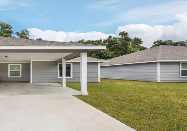 14th image of 632 Luke St, Dayton, TX 77535 | MLS# 34686296