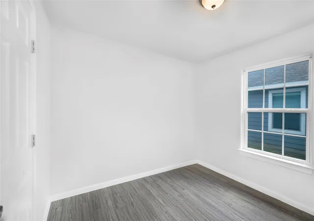 4th image of 632 Luke St, Dayton, TX 77535 | MLS# 34686296
