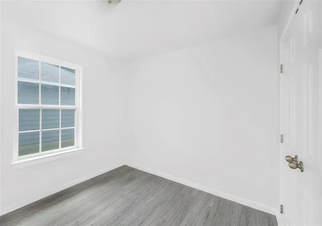 5th image of 632 Luke St, Dayton, TX 77535 | MLS# 34686296