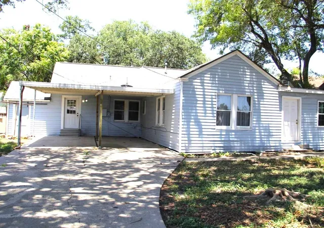 Homes for sale in Texas City, TX | 807 10th Ave N, Texas City, TX 77590 | MLS# 17822161