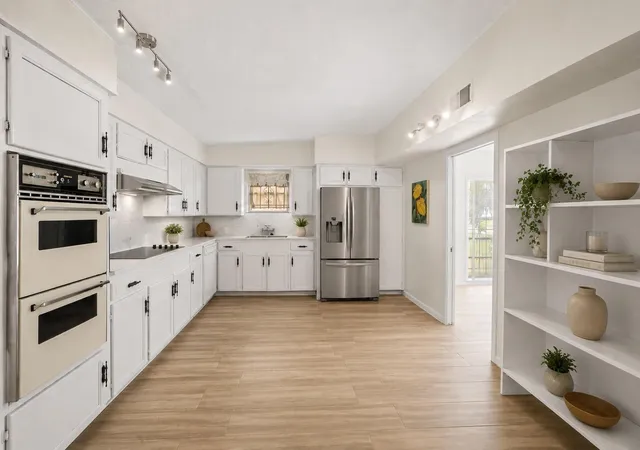 Photo 3 of Single family home for sale at 7123 Leader St, Houston, TX 77074 | MLS# 3169421 | Listing updated on 2026-09-21