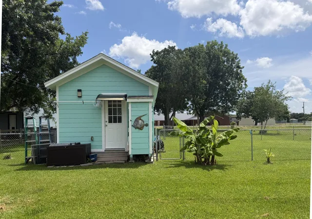Homes for sale in Freeport, TX | 1714 N Avenue Q, Freeport, TX 77541 | MLS# 25812766