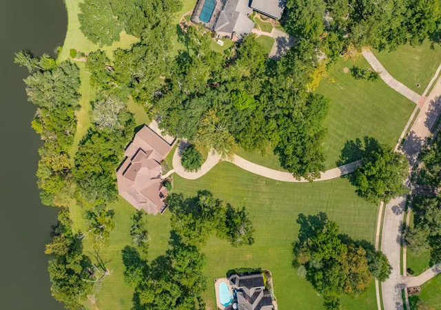 Homes for sale in Lake Jackson, TX | 113 Rosewood St, Lake Jackson, TX 77566 | MLS# 82780999