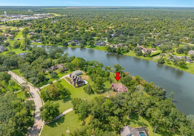 Homes for sale in Lake Jackson, TX | 113 Rosewood St, Lake Jackson, TX 77566 | MLS# 82780999
