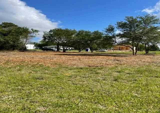 2nd image of 0 Moore, Hitchcock, TX 77563 | MLS# 78245082