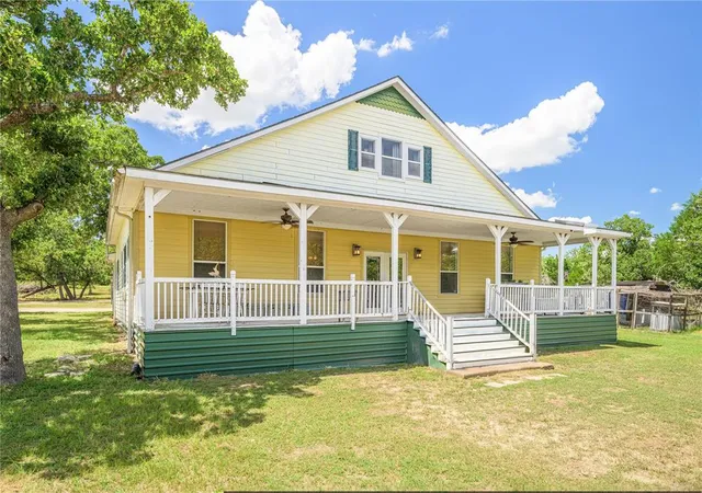 Homes for sale in Fayetteville, TX | 4310 Leslie Rd, Fayetteville, TX 78940 | MLS# 71083008