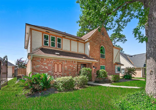 Photo 2 of Single family home for sale at 4319 Brightwood Dr, Houston, TX 77068 | MLS# 15005722 | Listing updated on 2026-09-18