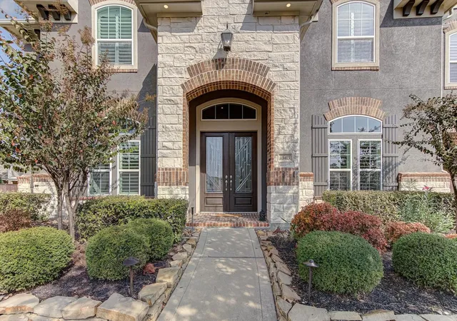 2nd image of 13415 Davey Woods Dr, Humble, TX 77346 | MLS# 42172216