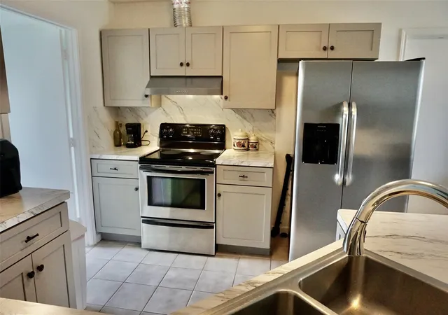 Photo 4 of Sale Pending at 16263 Groce Ln, Hempstead, TX 77445 | MLS# 31798631 | Listing updated on 2026-09-26