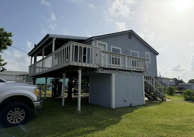 Photo 2 of Single family home for sale at 1597 County Rd 441b, Brazoria, TX 77422 | MLS# 27991735 | Listing updated on 2026-09-01
