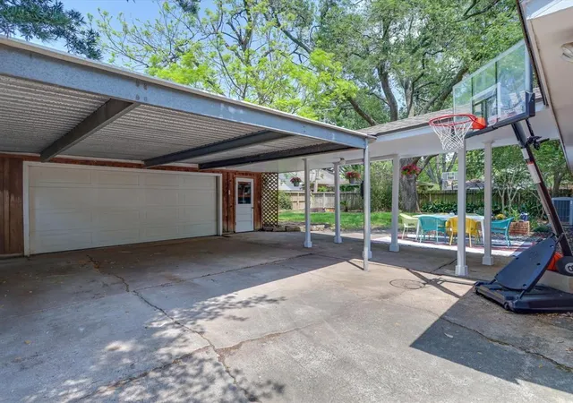 32nd image of 5630 Edith St, Houston, TX 77081 | MLS# 56384309