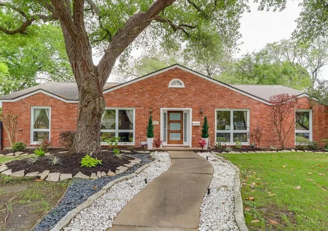 4th image of 5630 Edith St, Houston, TX 77081 | MLS# 56384309