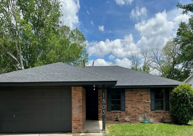 Homes for sale in Brenham, TX | 1803 S Park St, Brenham, TX 77833 | MLS# 87916697