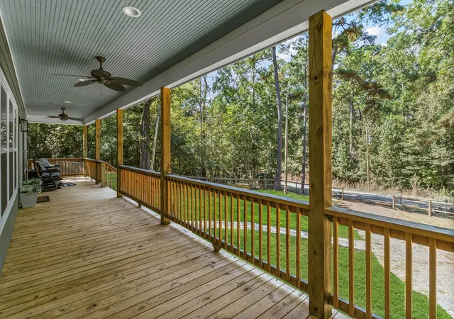 Photo 3 of Single family home for sale at 495 Oak Tree Dr, Pointblank, TX 77364 | MLS# 78353657 | Listing updated on 2026-09-16