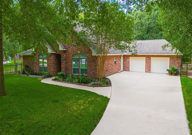 Photo 1 of Sale Pending at 11978 White Oak Landing, Conroe, TX 77385 | MLS# 18358599 | Listing updated on 2026-09-04