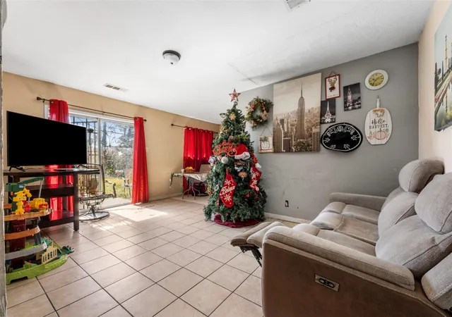 Homes for sale in Houston, TX | 7726 Boggess Rd, Houston, TX 77016 | MLS# 56348816