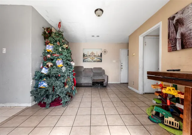 Homes for sale in Houston, TX | 7726 Boggess Rd, Houston, TX 77016 | MLS# 56348816