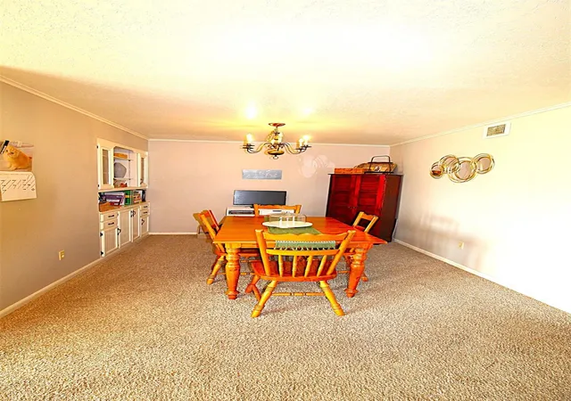 4th image of 71 S Bachelor Button St, Lake Jackson, TX 77566 | MLS# 33807879
