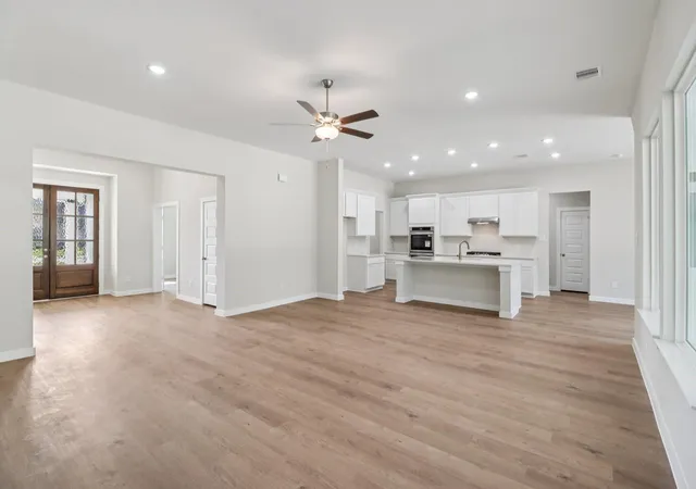 Photo 3 of Single family home for sale at 740 Barton Pl Dr, Cleveland, TX 77327 | MLS# 58466952 | Listing updated on 2026-09-18