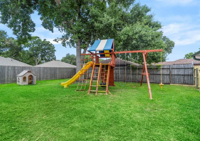 1st image of 2016 Briar Ln, Richmond, TX 77469 | MLS# 9661867