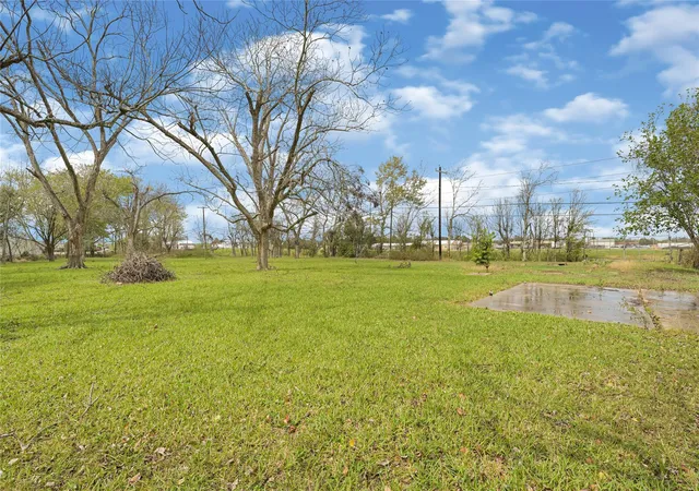 Photo 3 of Land for sale at 302 Blue Crk Rd, El Campo, TX 77437 | MLS# 67148252 | Listing updated on 2026-08-31