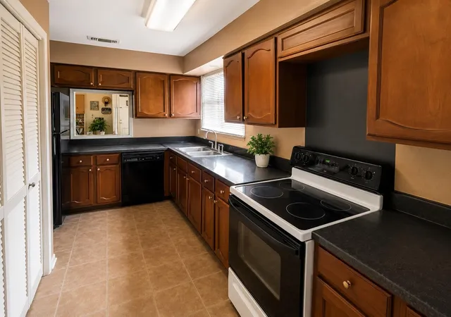 Photo 4 of Townhouse for sale at 7859 Green Lawn Dr #7859, Houston, TX 77088 | MLS# 42098806 | Listing updated on 2026-08-30