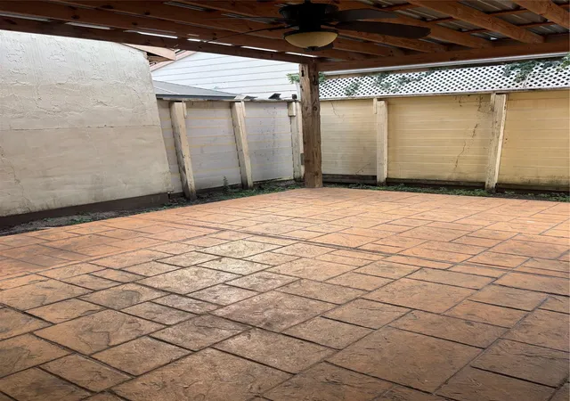 12th image of 7824 Windward Passage St, Houston, TX 77072 | MLS# 87929538