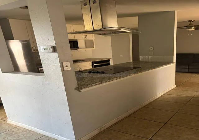 4th image of 7824 Windward Passage St, Houston, TX 77072 | MLS# 87929538