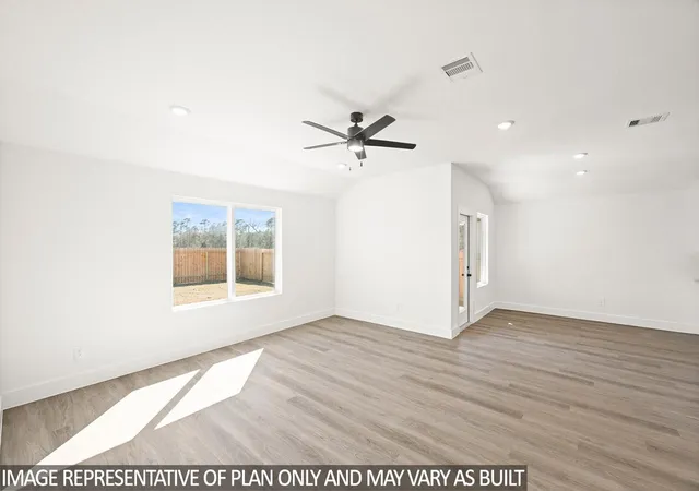 Photo 4 of Single family home for sale at 15807 Narrow Leaf Ln, Montgomery, TX 77316 | MLS# 85957485 | Listing updated on 2026-09-08
