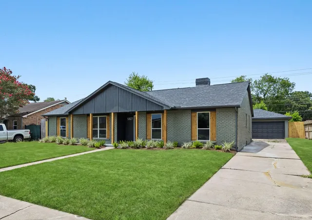 Photo 1 of Single family home for sale at 5927 Beaudry Dr, Houston, TX 77035 | MLS# 89984344 | Listing updated on 2026-09-05