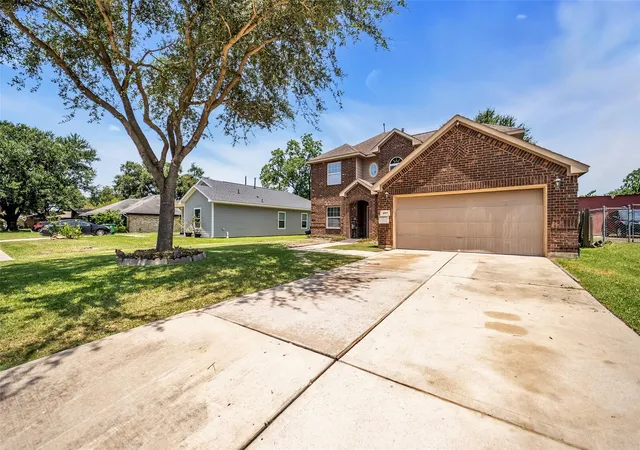2nd image of 4919 Mayflower St, Houston, TX 77033 | MLS# 93796344