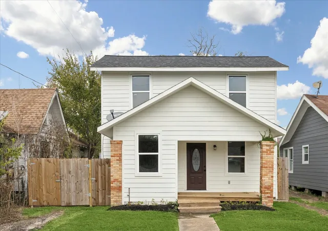 2nd image of 3715 Rawley St, Houston, TX 77020 | MLS# 60929968
