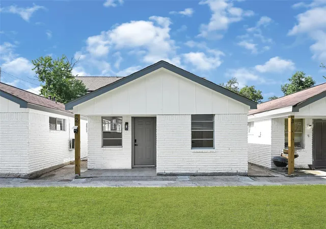 image of 8701 Bertwood St, Houston, TX 77016 | MLS# 47918600