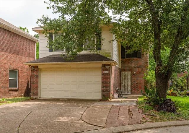 1st image of 8052 Golf Green Cir, Houston, TX 77036 | MLS# 14097999